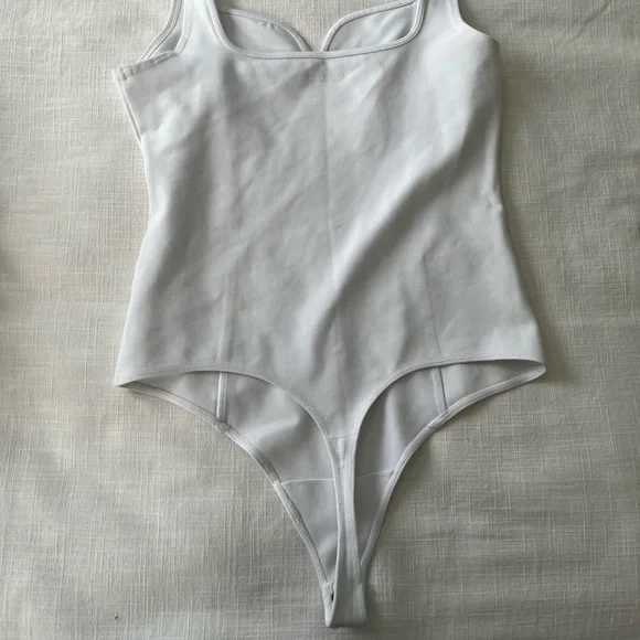 Abercrombie Sweetheart bodysuit - Picture 8 of 10